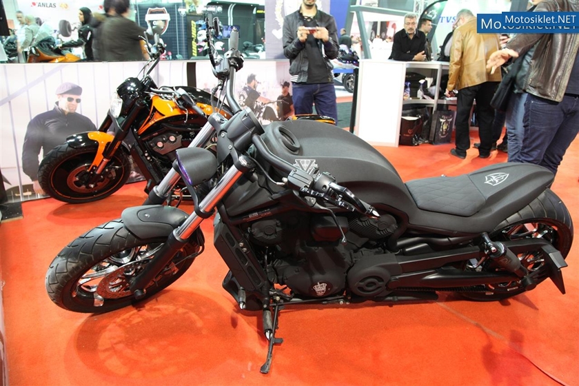 TT-Custom-Choppers-Standi-Motosiklet-Fuari-i2014-022