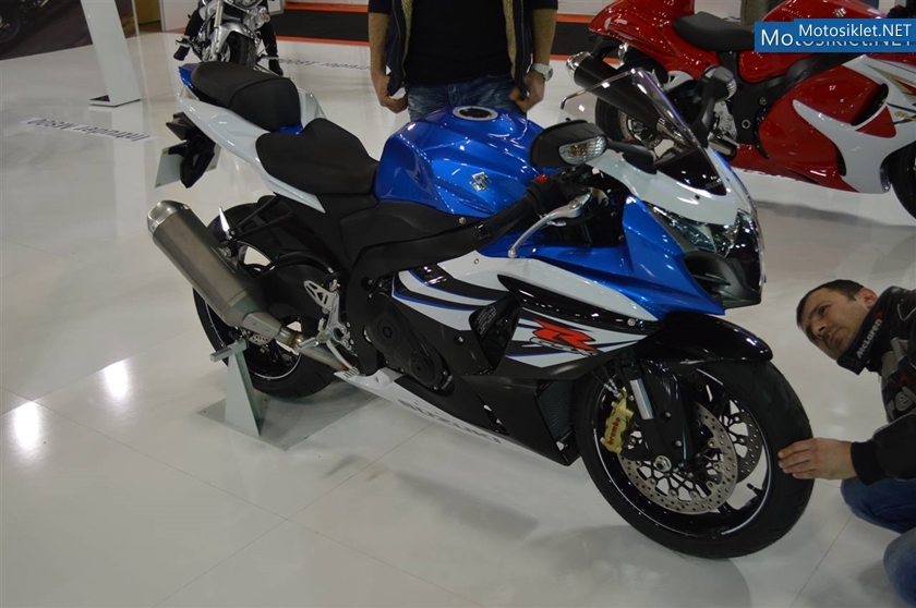 Suzuki-Standi-Motosiklet-Fuari-2014-005