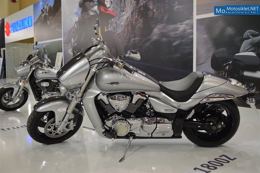 Suzuki-Standi-Motosiklet-Fuari-2014-013