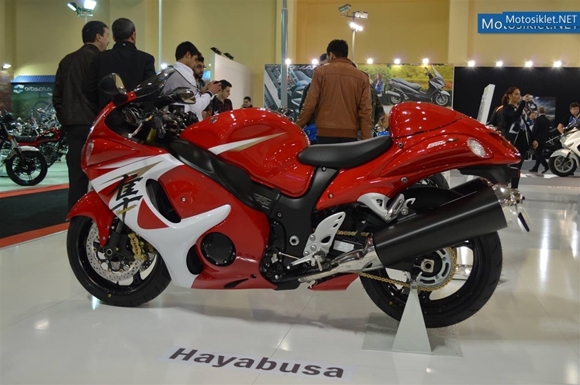 Suzuki-Standi-Motosiklet-Fuari-2014-040