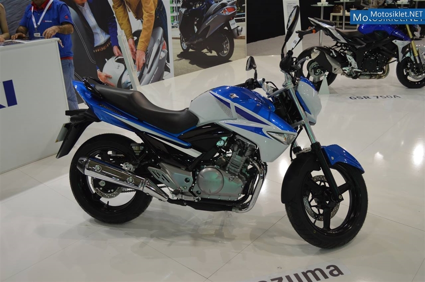 Suzuki-Standi-Motosiklet-Fuari-2014-043