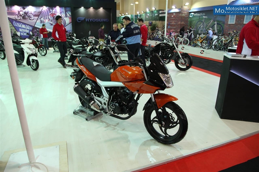 Kanuni-Hyosung-Standi-MotosikletFuari-2014-013