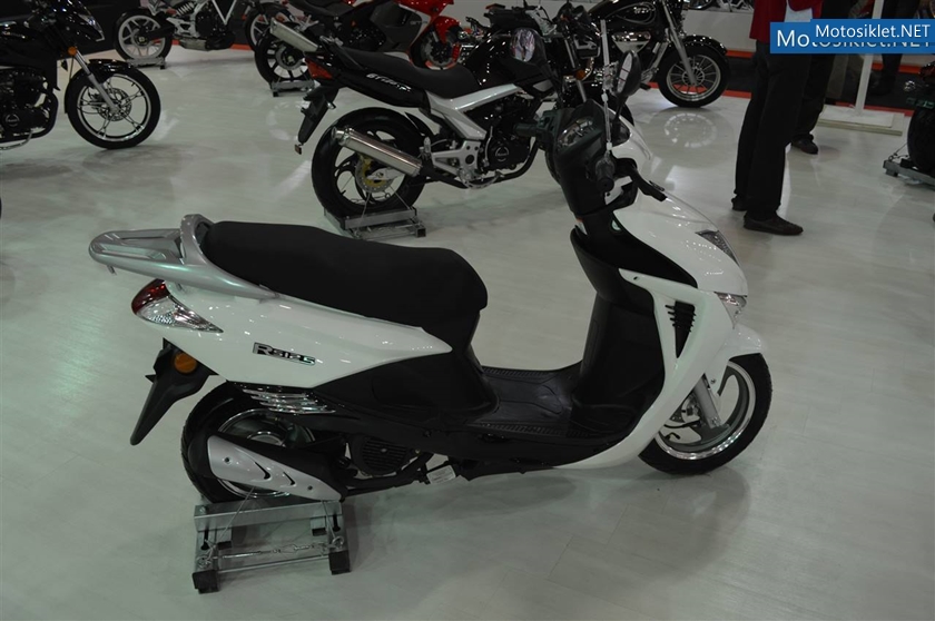 Kanuni-Hyosung-Standi-MotosikletFuari-2014-027