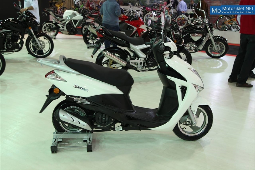 Kanuni-Hyosung-Standi-MotosikletFuari-2014-029
