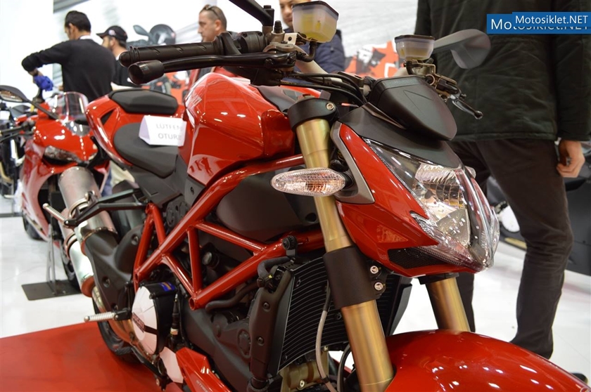 DucatiStandi-MotosikletFuari-2014-001
