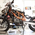 Roland-Sands-Design-KTM690-CafeMoto-012