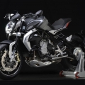 MV-Agusta-Brutale-800-Dragster-002