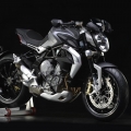 MV-Agusta-Brutale-800-Dragster-012