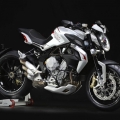 MV-Agusta-Brutale-800-Dragster-019