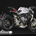 MV-Agusta-Brutale-800-Dragster-024