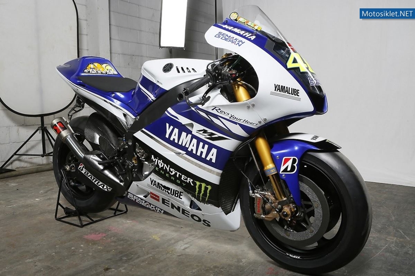 2014-Yamaha-M1-Lansman-MotoGP-013