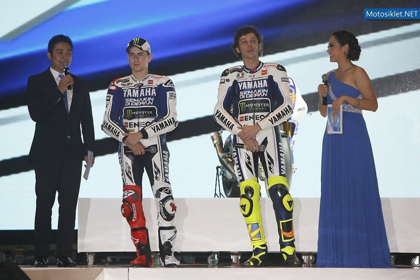 2014-Yamaha-M1-Lansman-MotoGP-021