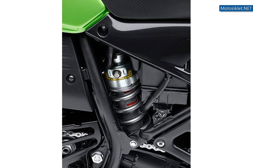 2014-Kawasaki-KLR-650-018