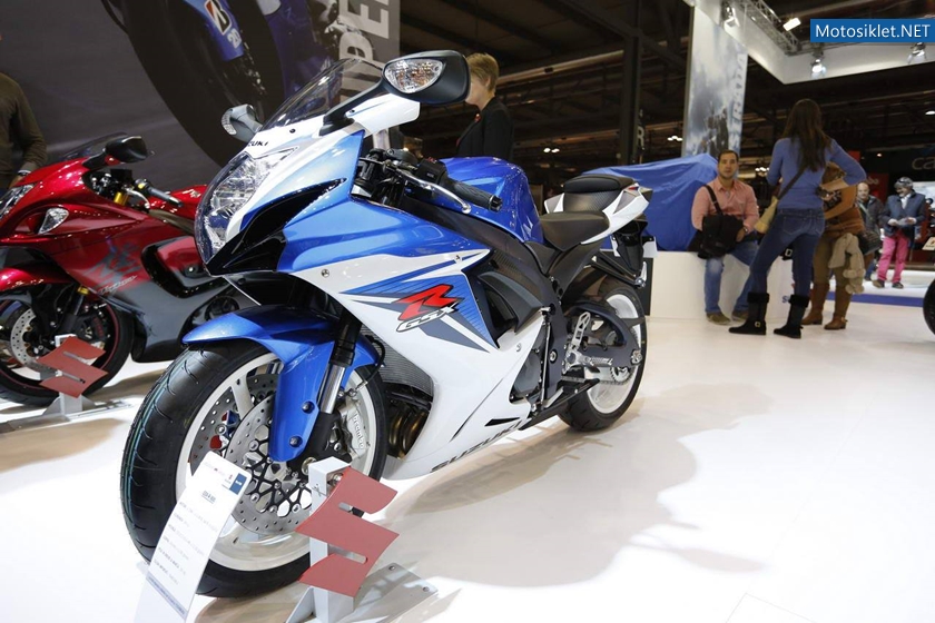 SuzukiStandi-Milano-Motosiklet-Fuari-2013-007