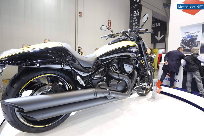 SuzukiStandi-Milano-Motosiklet-Fuari-2013-016