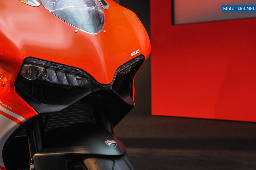 Ducati-1199-Superleggera-2014-010