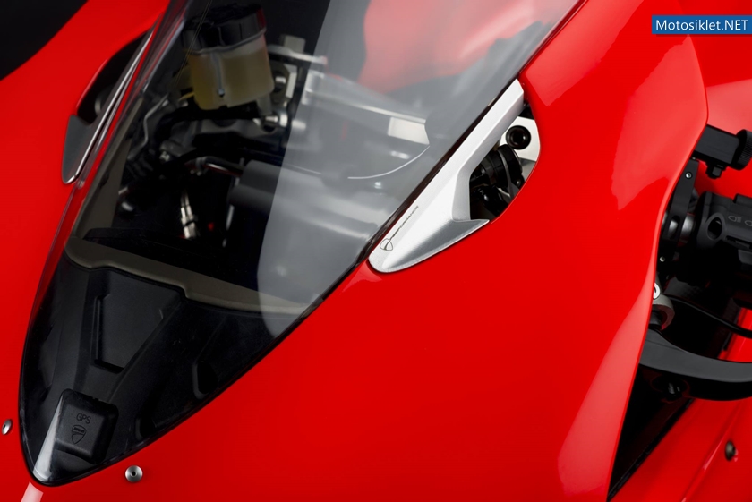 Ducati-1199-Superleggera-2014-031