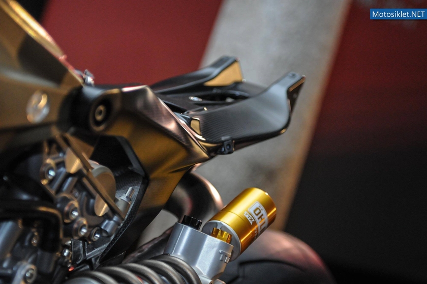 Ducati-1199-Superleggera-2014-038