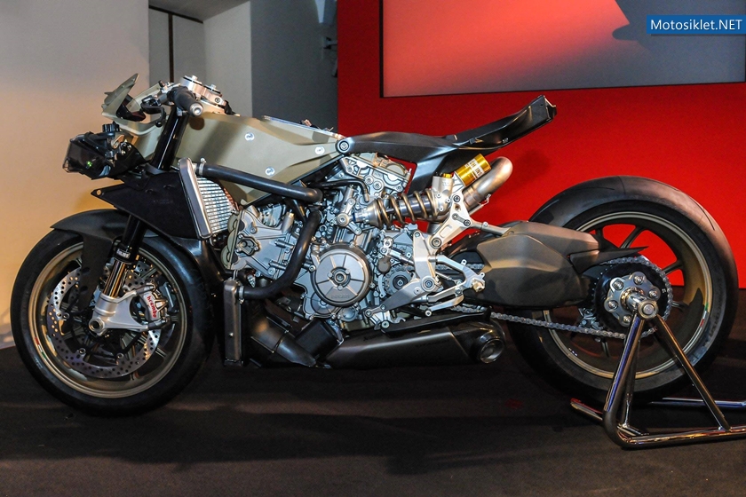 Ducati-1199-Superleggera-2014-039