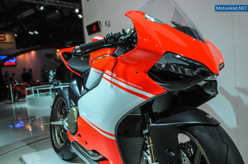 Ducati-1199-Superleggera-2014-060