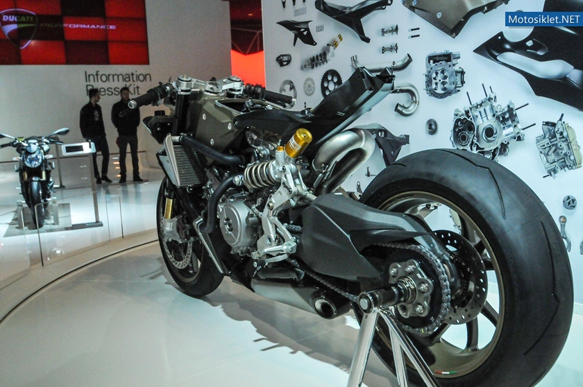 Ducati-1199-Superleggera-2014-062