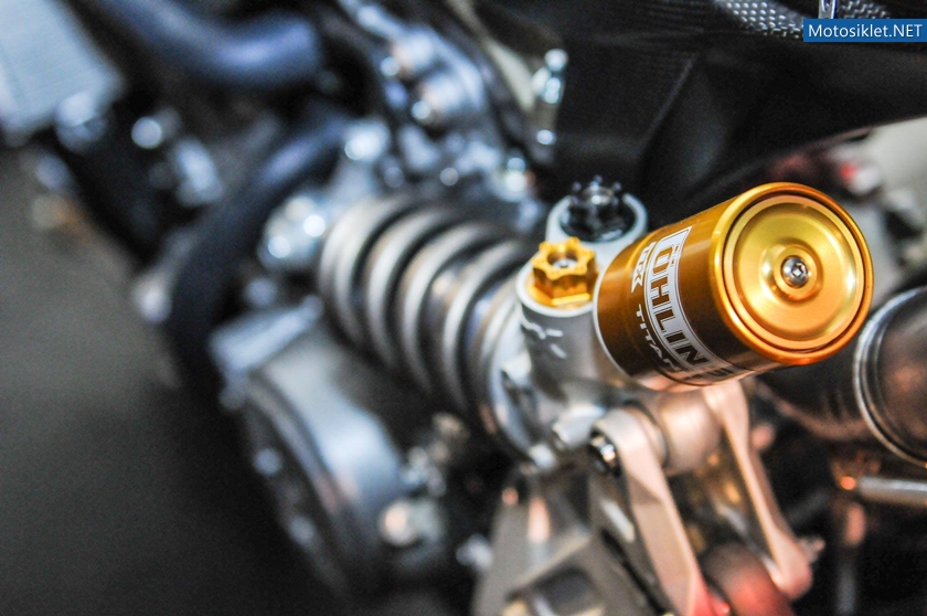 Ducati-1199-Superleggera-2014-065