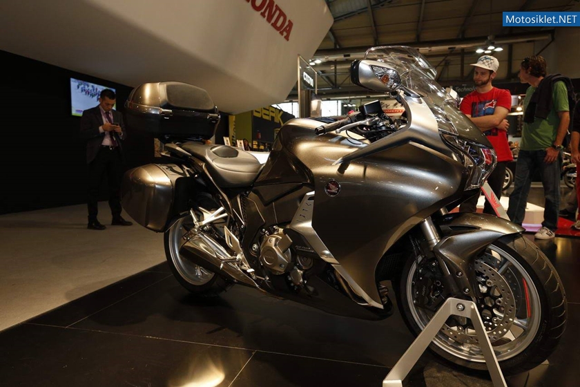 HondaStandi-Milano-Motosiklet-Fuari-2013-028