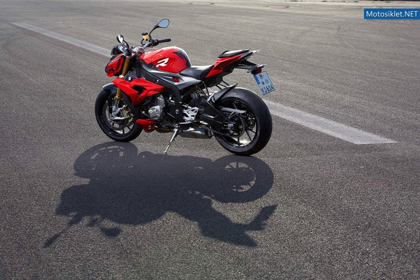 BMWS1000R-2014-006