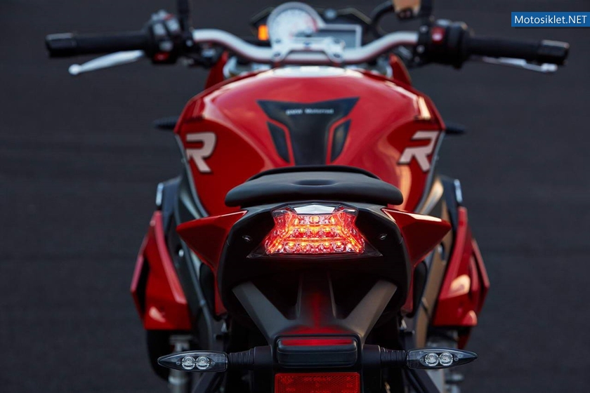 BMWS1000R-2014-022