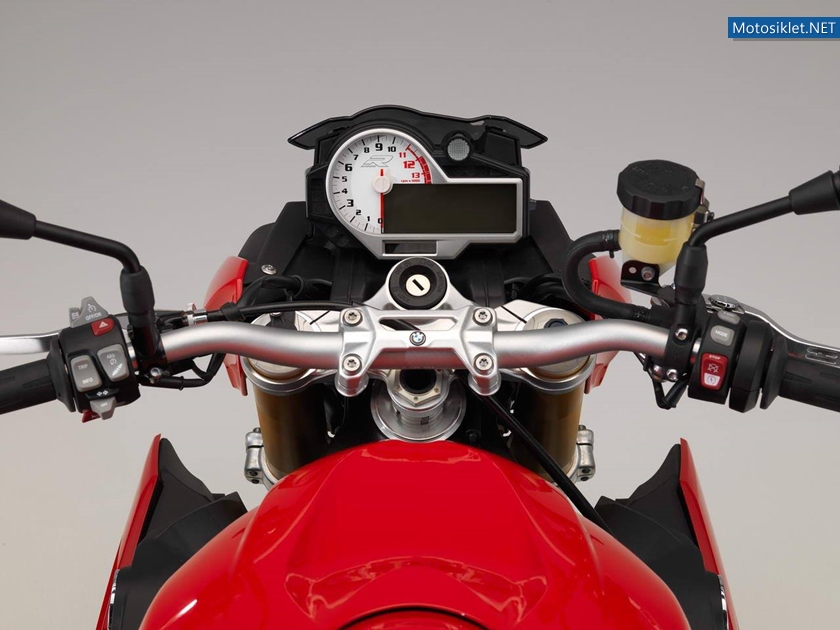 BMWS1000R-2014-030