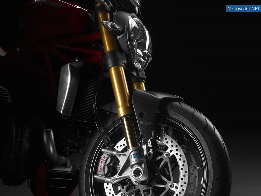 2014-Ducati-Monster-1200-001
