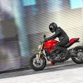 2014-Ducati-Monster-1200-007
