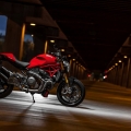 2014-Ducati-Monster-1200-023