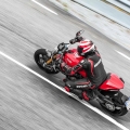 2014-Ducati-Monster-1200-024