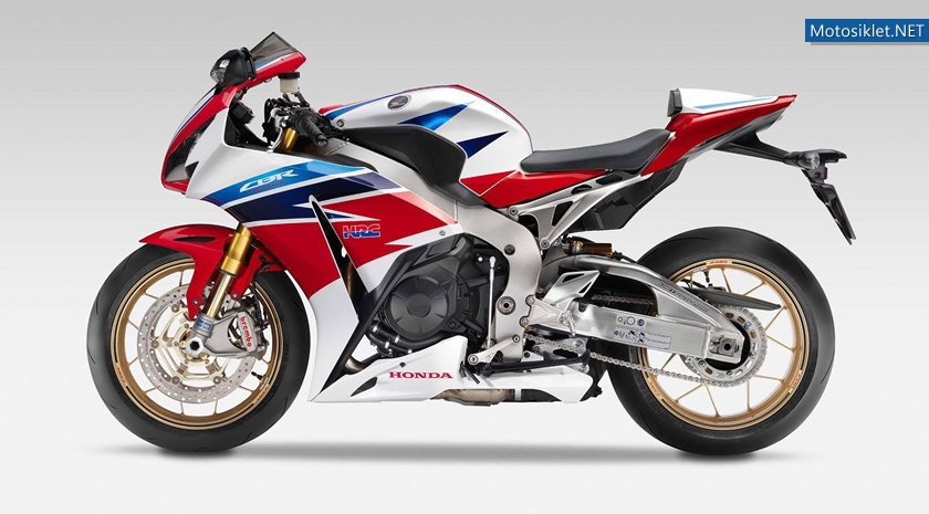 Honda-CBR1000RR-SP2014-010