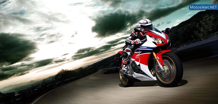 Honda-CBR1000RR-SP2014-018