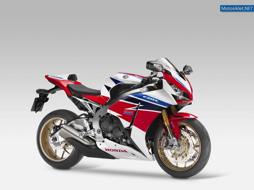 Honda-CBR1000RR-SP2014-026