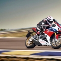 Honda-CBR1000RR-SP2014-009