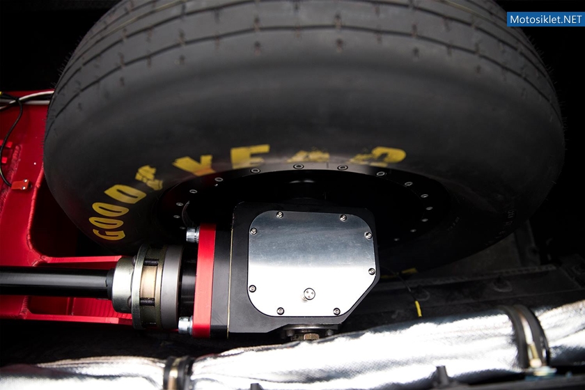 Castrol-Rocket-1.000-HP-031