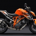 KTM-1290-Super-Duke-R-2014-011
