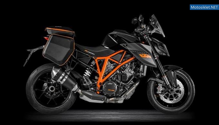 KTM-1290-Super-Duke-Touring-006