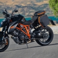 KTM-1290-Super-Duke-Touring-008