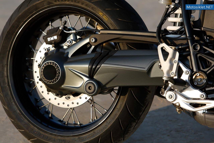 2014-BMW-R-nineT-019