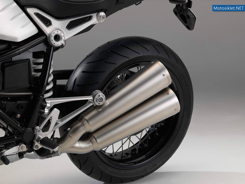 2014-BMW-R-nineT-062