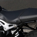2014-BMW-R-nineT-045