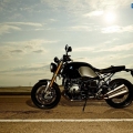 2014-BMW-R-nineT-073