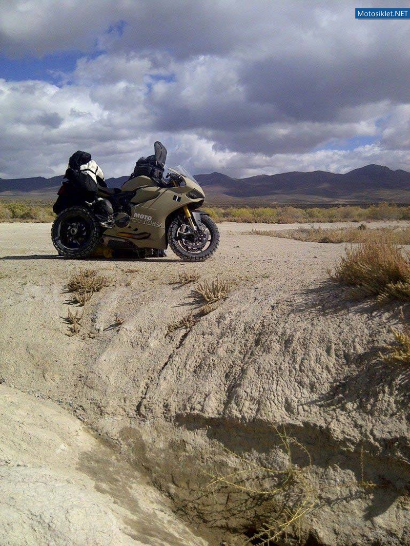 Ducati1199-Terracorsa-by-MotoCorsa-002