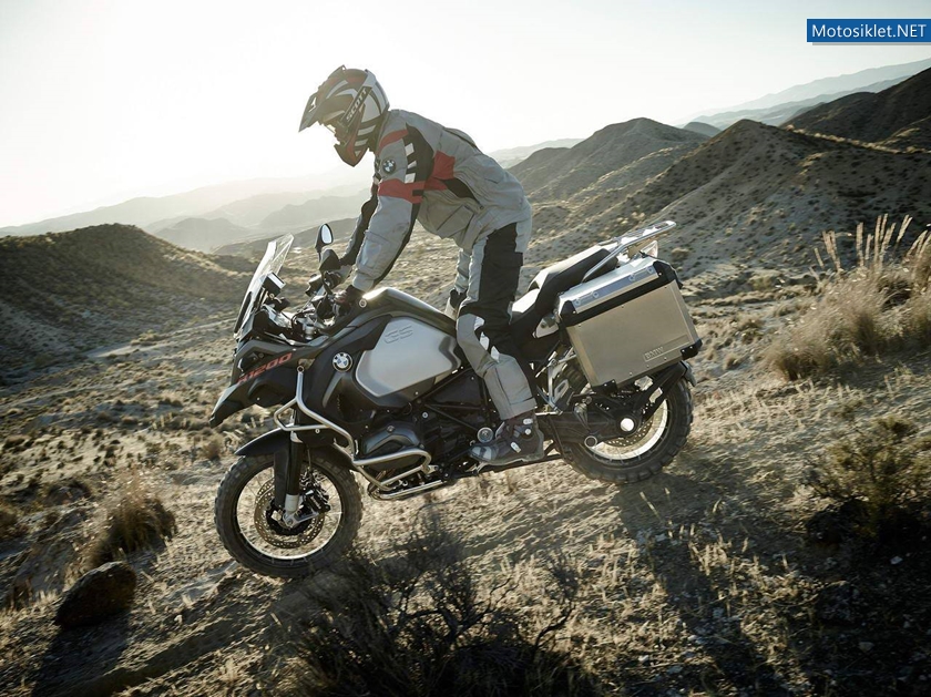 2014-BMW-R1200GS-Adventure-008