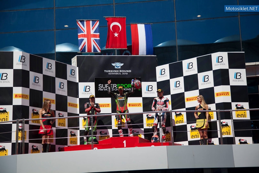 MT-Superbike-World-Championship-Intercity-Istanbul-Park-045