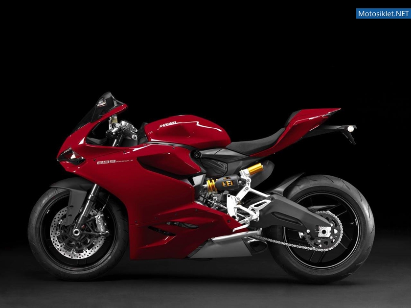 2014-Ducati-899-Panigale-014